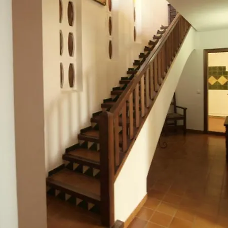 Sleeps 8 Pool Wifi فيلة